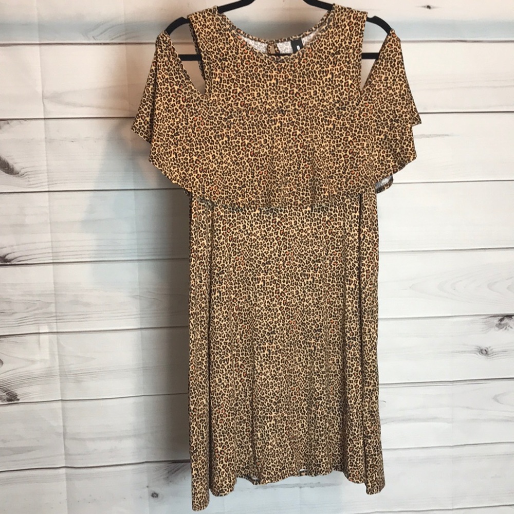 Cold shoulder tunic/ mini dress NWT XL